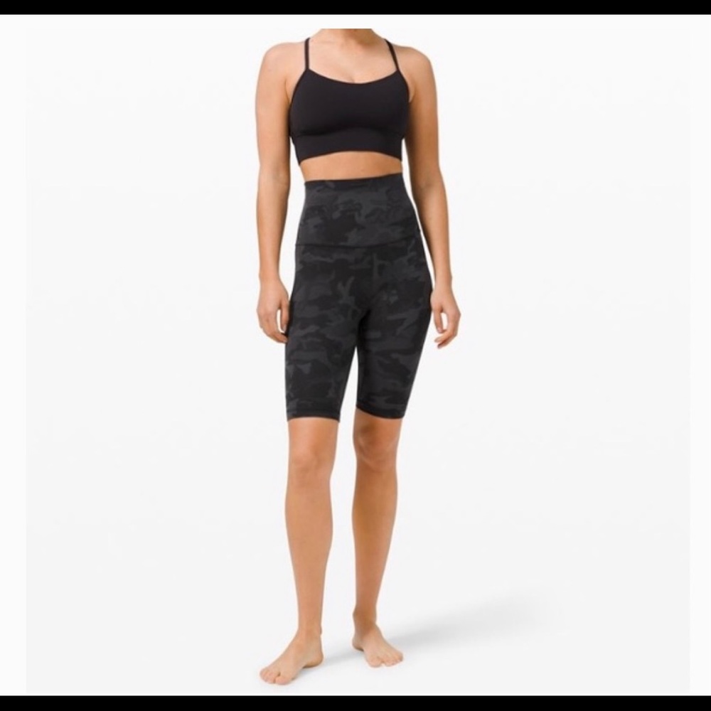 lululemon Align™ Super-High-Rise Short 10" size 6